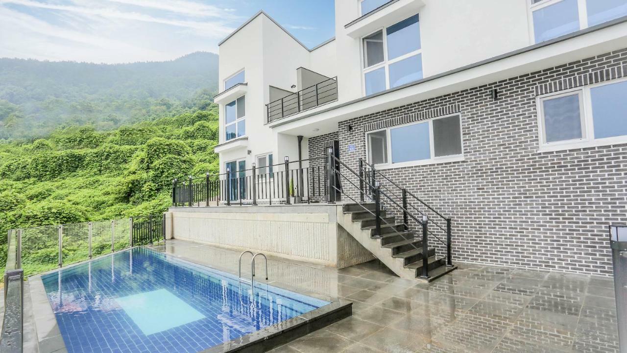 Oneday Namhae Villa Bagian luar foto